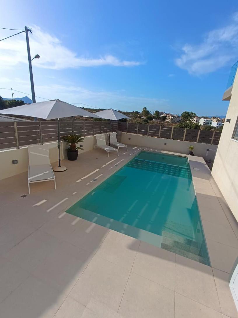 Blue View Apartment